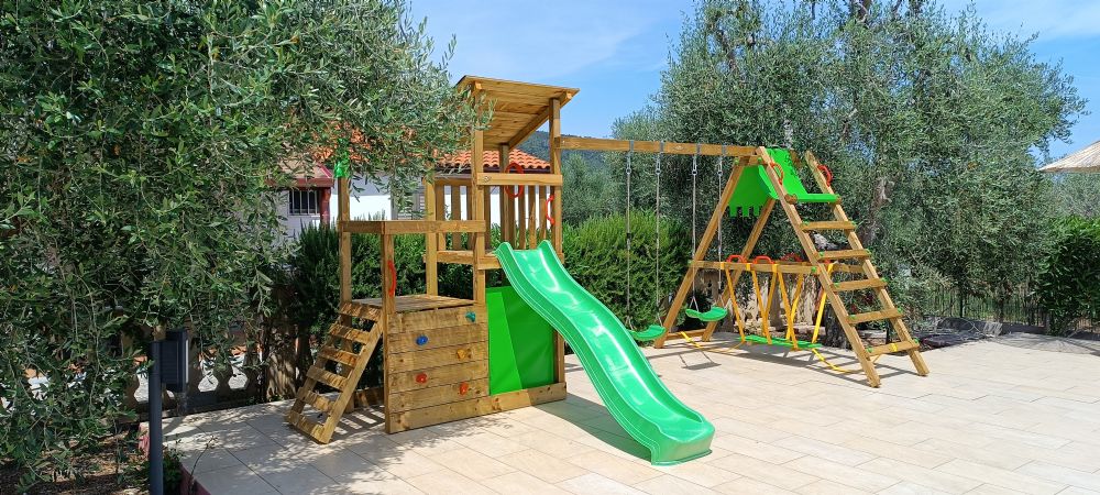 Parco giochi in piscina